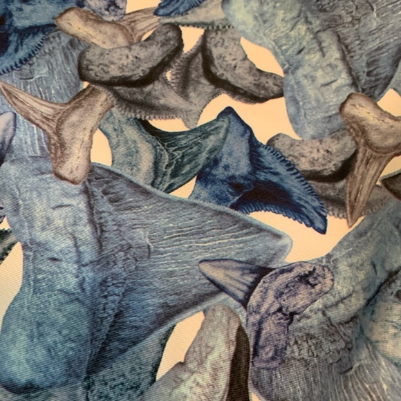 Reel Legends Shark Tooth Swim Trunks Men’s 2X NWOT - Picture 4 of 7